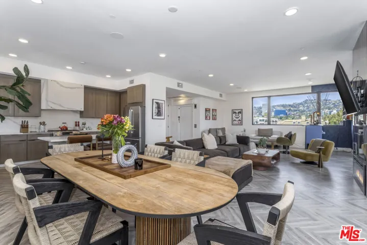 137 N Doheny Drive 4, West Hollywood, California 90048