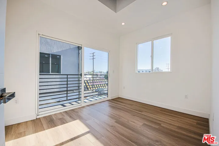 11443 Hatteras Street, North Hollywood, California 91601
