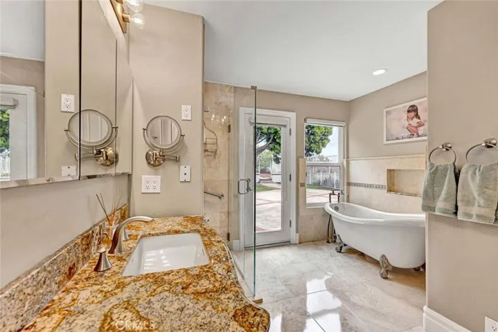 126 S Calle Alta, Orange, California 92869