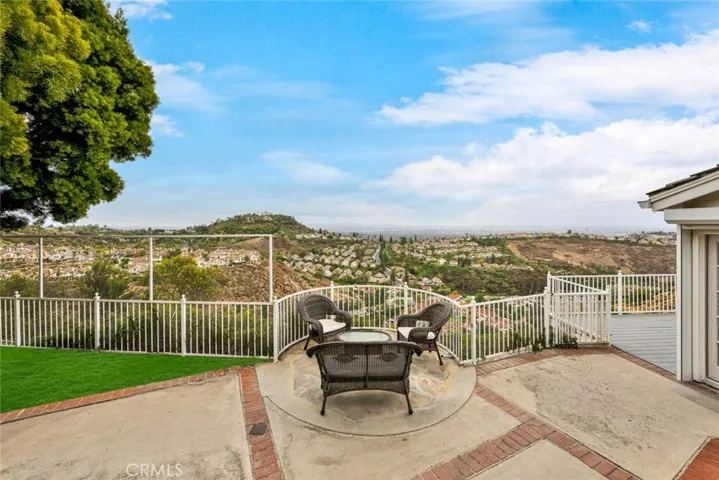 126 S Calle Alta, Orange, California 92869