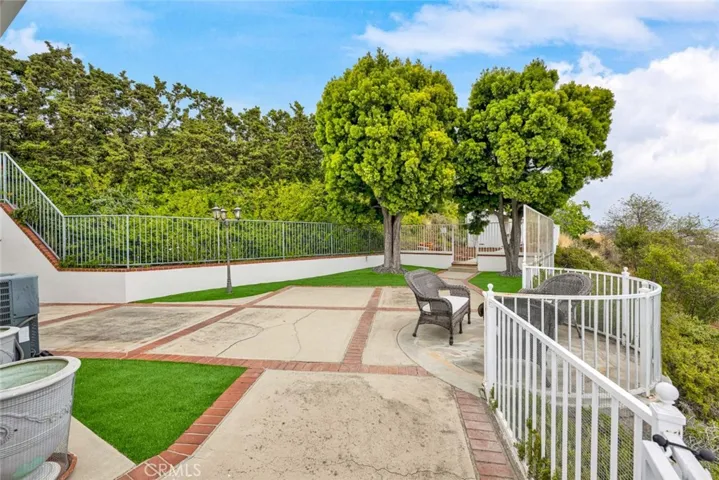 126 S Calle Alta, Orange, California 92869