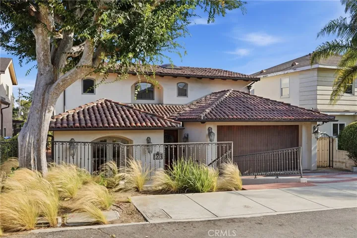 1206 3rd Street, Manhattan Beach, California 90266