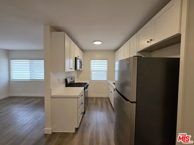 1743 9th Street 1, Santa Monica, California 90404