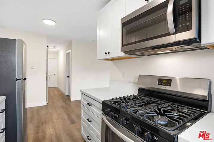 1743 9th Street 1, Santa Monica, California 90404