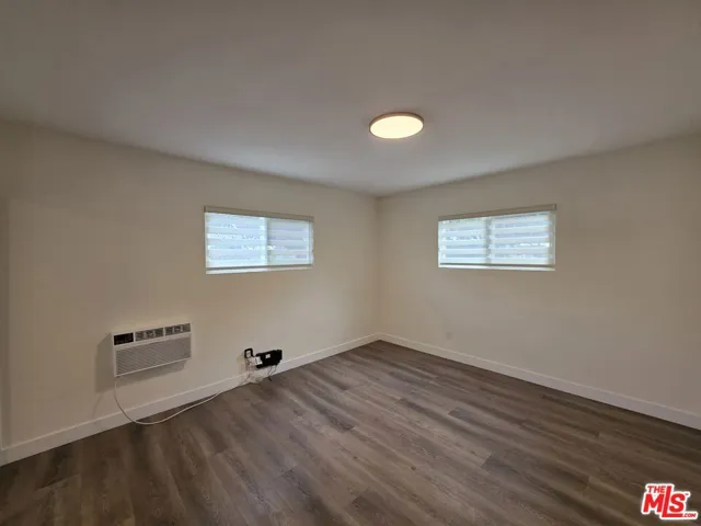 1743 9th Street 1, Santa Monica, California 90404