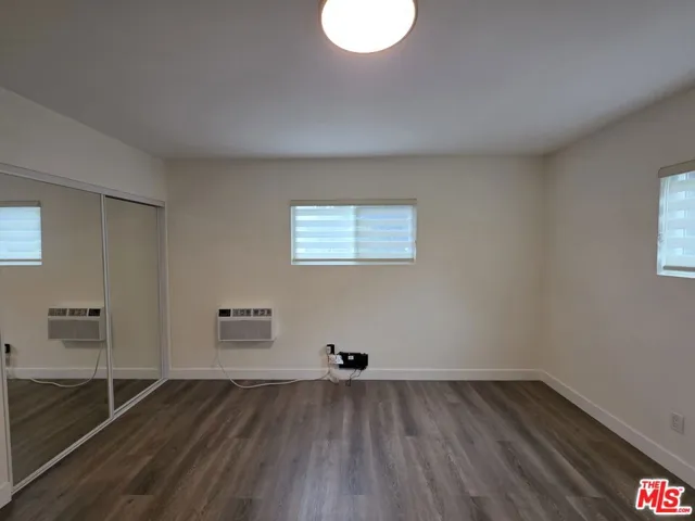 1743 9th Street 1, Santa Monica, California 90404