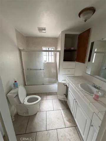 427 Hamilton, Costa Mesa, California 92627