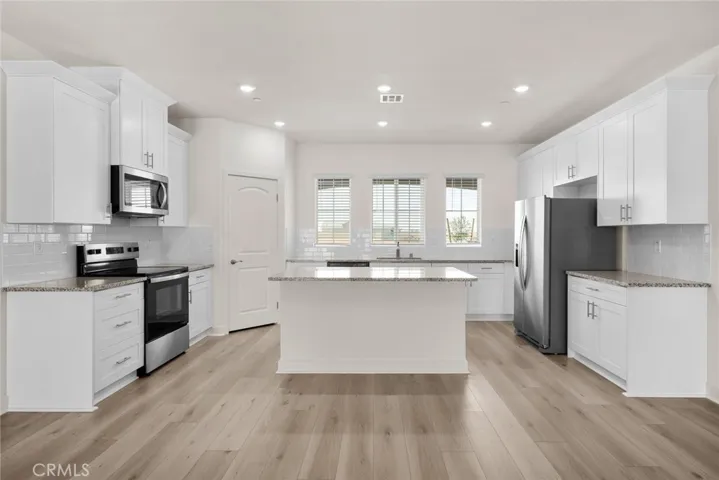 14610 Indigo, Apple Valley, California 92307