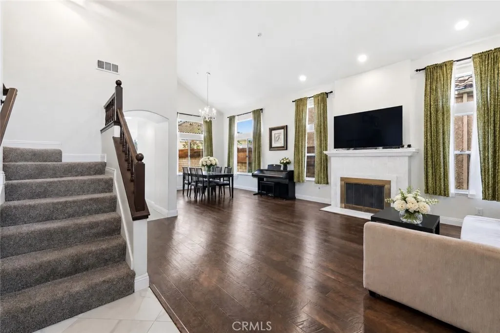 126 Bloom, Claremont, California 91711 — photo 5