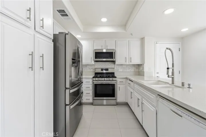 126 Bloom, Claremont, California 91711