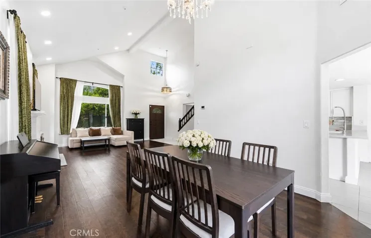 126 Bloom, Claremont, California 91711