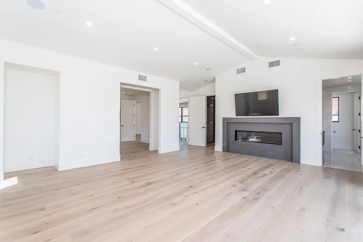 2120 Greencastle, Oxnard, California 93035