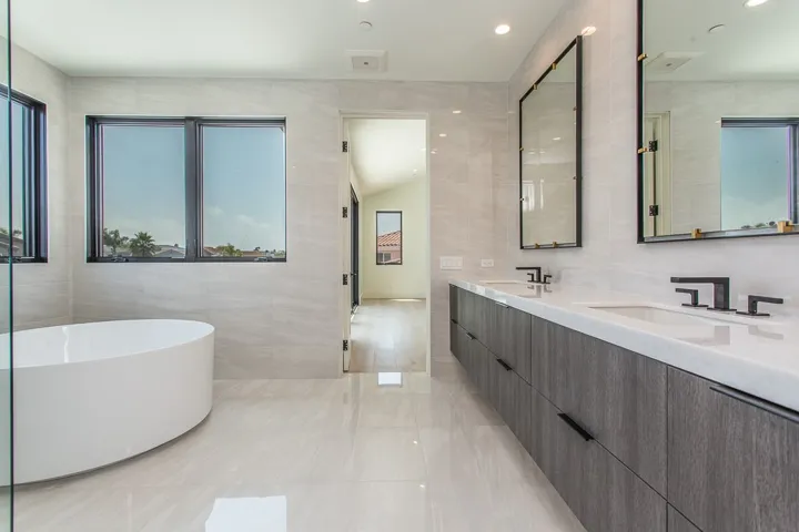 2120 Greencastle, Oxnard, California 93035