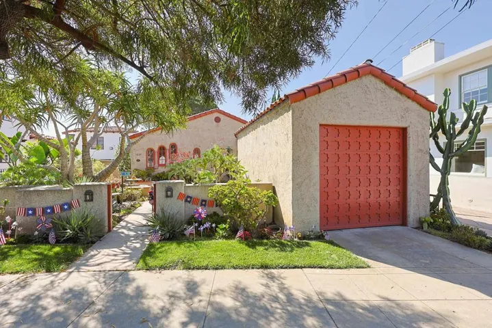 1027 Adella, Coronado, California 92118