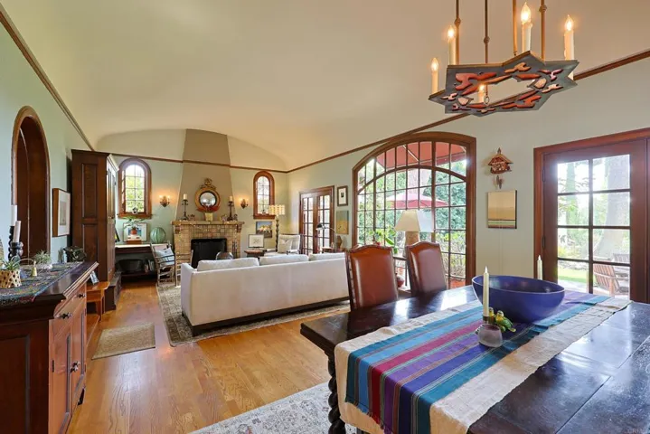 1027 Adella, Coronado, California 92118