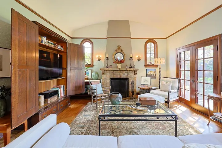 1027 Adella, Coronado, California 92118