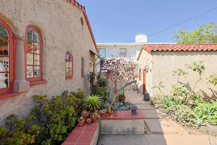 1027 Adella, Coronado, California 92118