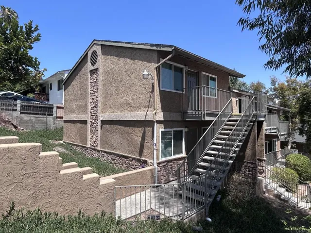 4960 70 Auburn Drive, San Diego, California 92105