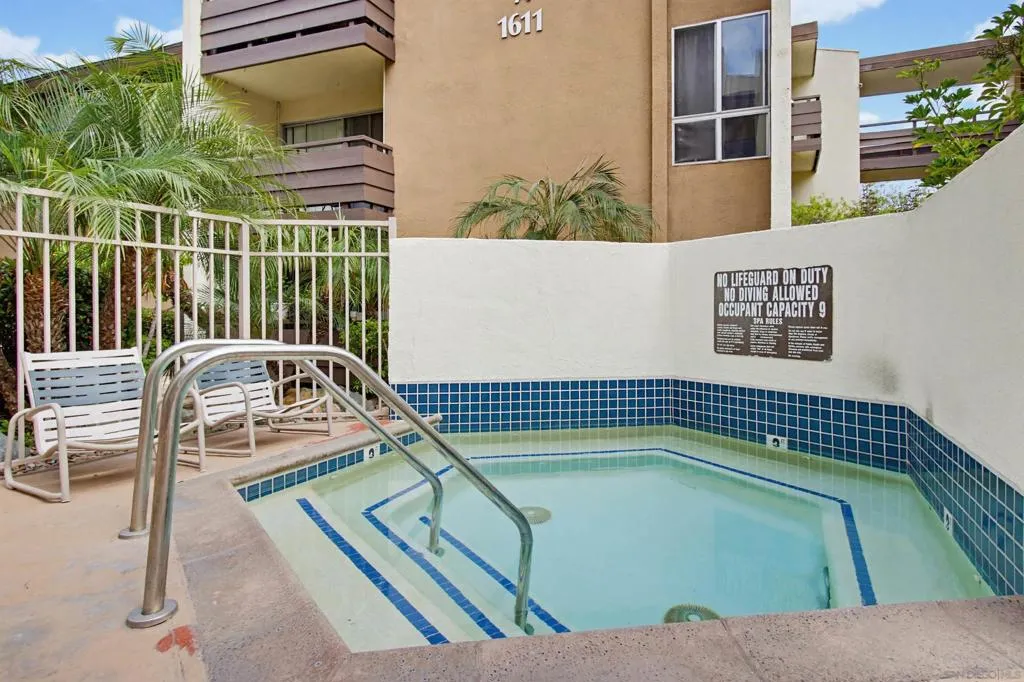 Swimming Pool/Hot Tub/Sauna