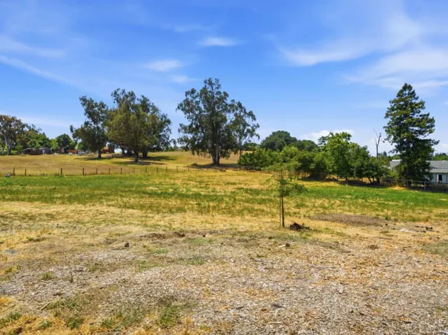 73 Aloha Court, Petaluma, California 94952