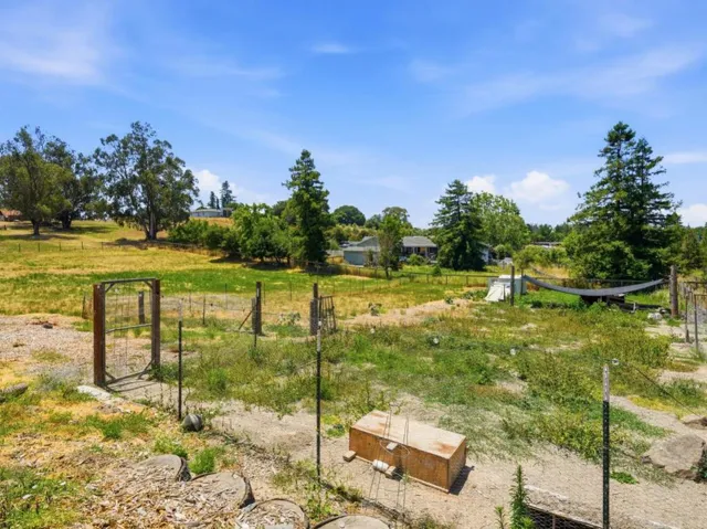 73 Aloha Court, Petaluma, California 94952