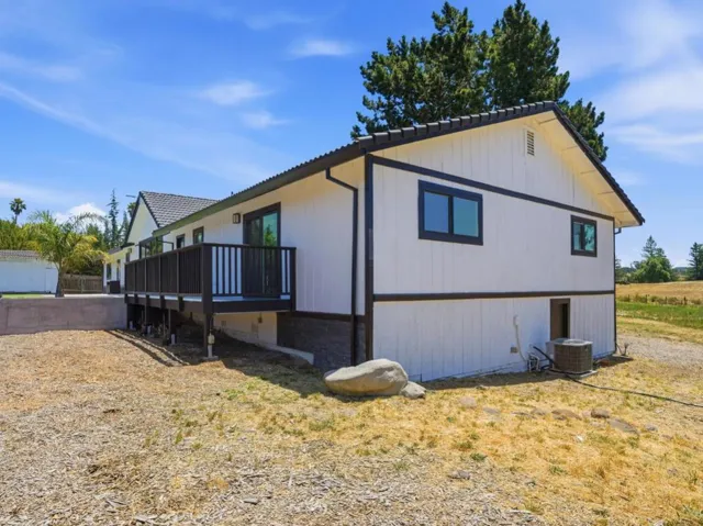 73 Aloha Court, Petaluma, California 94952