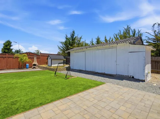73 Aloha Court, Petaluma, California 94952