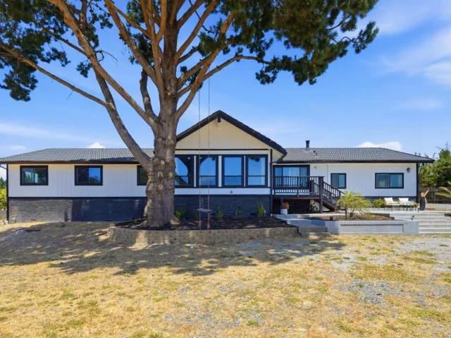 73 Aloha Court, Petaluma, California 94952