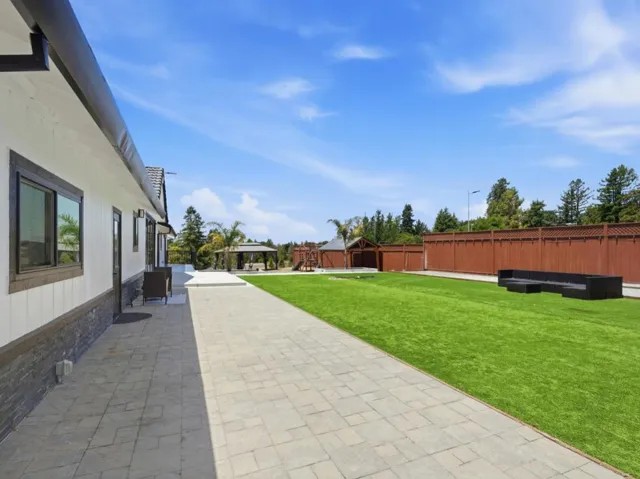 73 Aloha Court, Petaluma, California 94952