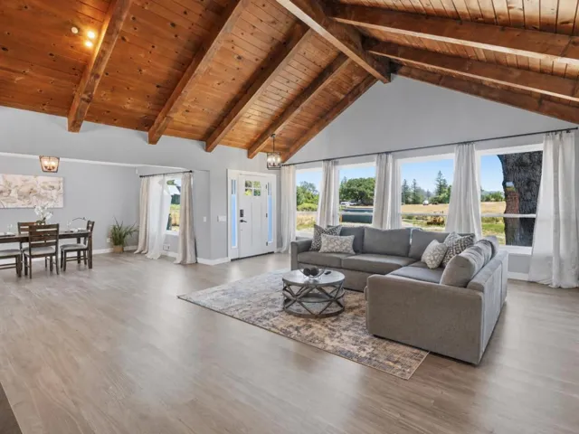 73 Aloha Court, Petaluma, California 94952