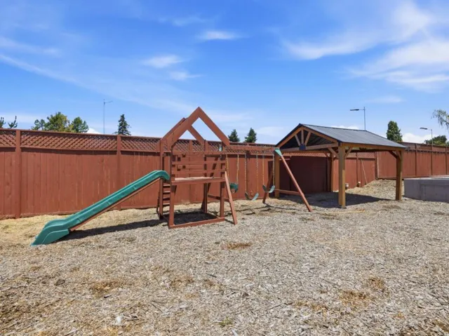 73 Aloha Court, Petaluma, California 94952
