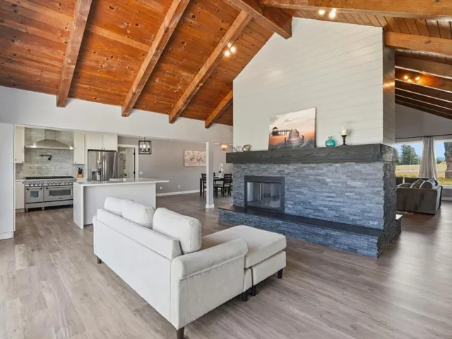 73 Aloha Court, Petaluma, California 94952