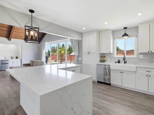 73 Aloha Court, Petaluma, California 94952