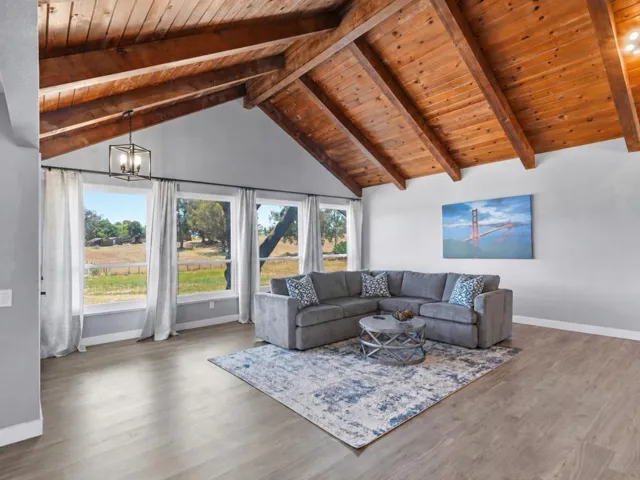 73 Aloha Court, Petaluma, California 94952