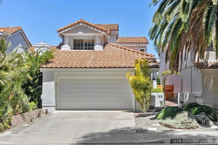 1575 Golfcrest Place, Vista, California 92081
