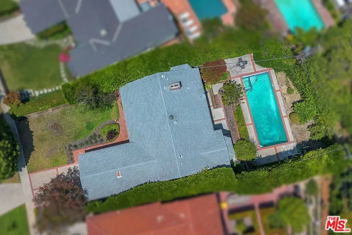 13841 Valley Vista Boulevard, Sherman Oaks, California 91423