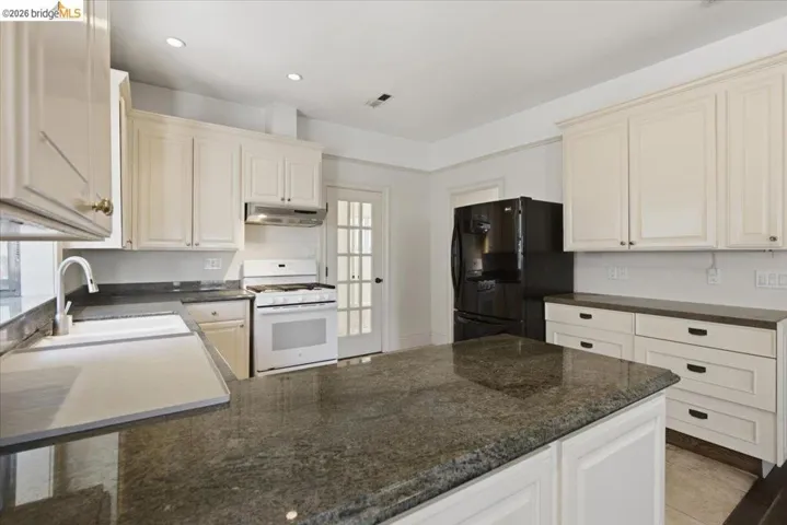 627 6th Street, Vallejo, California 94590