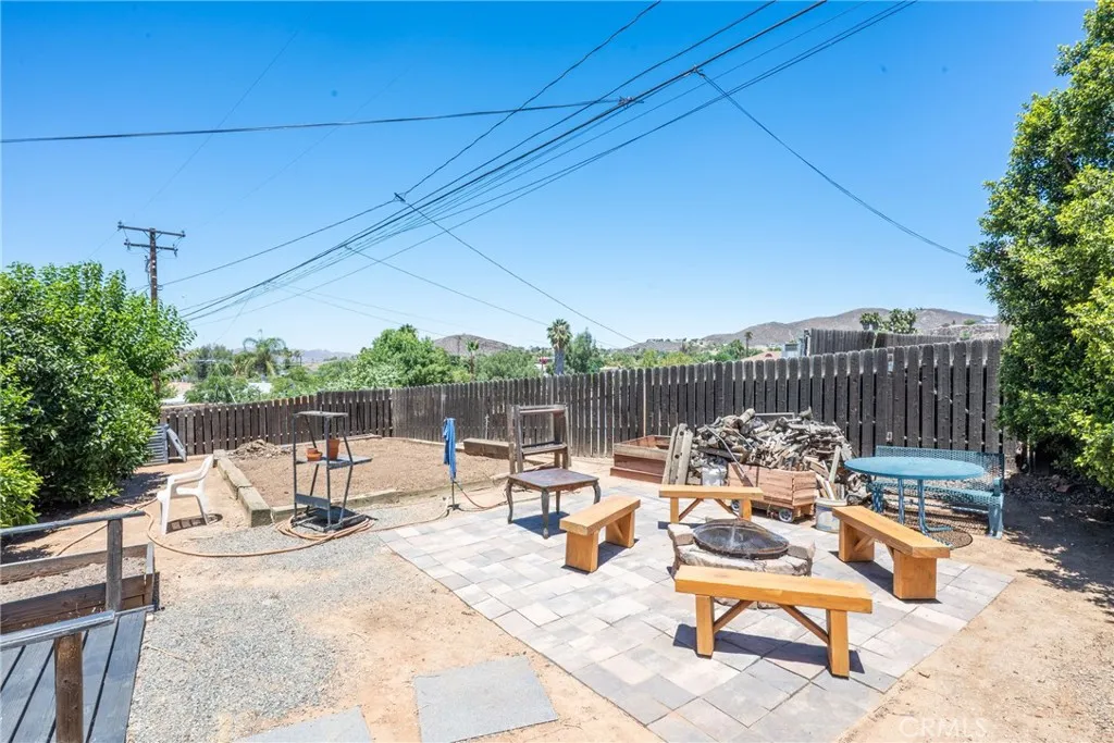Backyard Garden Area