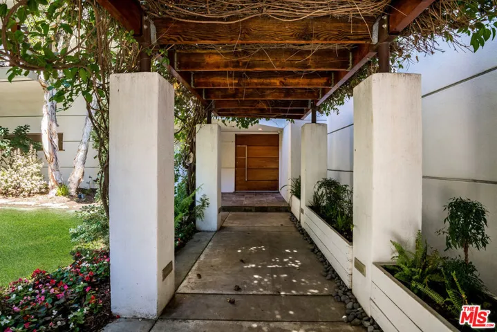3600 Mandeville Canyon Road, Los Angeles, California 90049