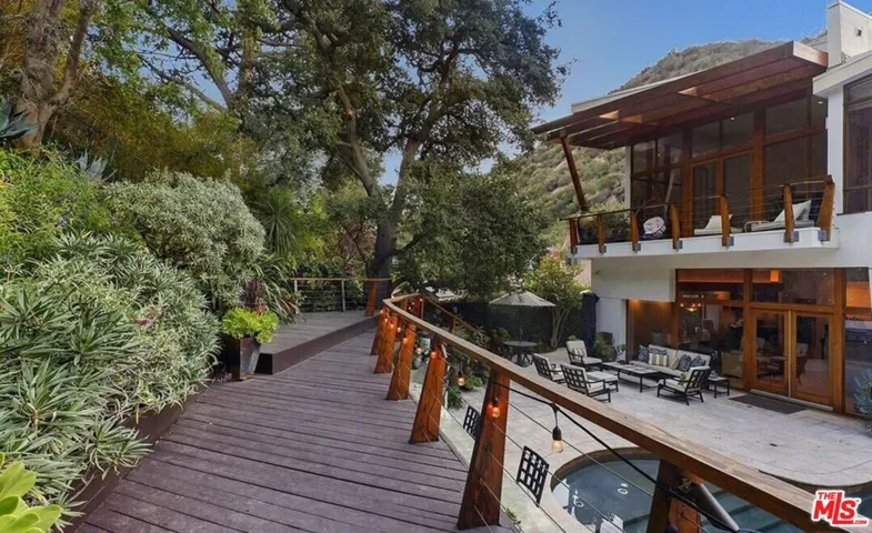 3600 Mandeville Canyon Road, Los Angeles, California 90049