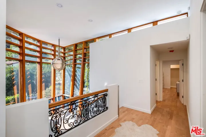 3600 Mandeville Canyon Road, Los Angeles, California 90049