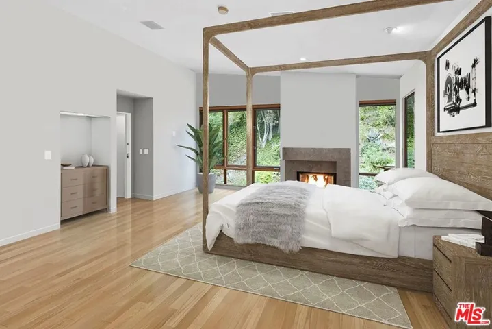 3600 Mandeville Canyon Road, Los Angeles, California 90049