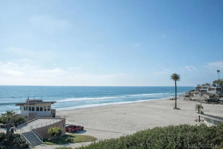 155 Rosebay 37, Encinitas, California 92024