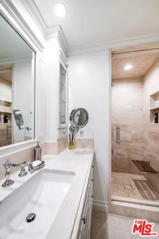 19012 Dorlon Drive, Tarzana, California 91356