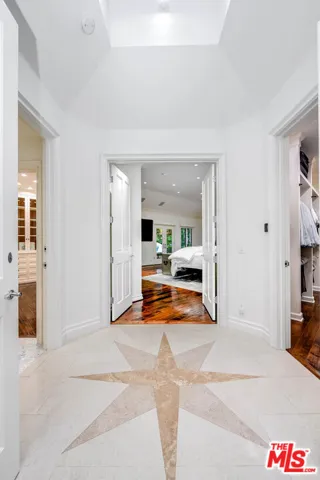 19012 Dorlon Drive, Tarzana, California 91356