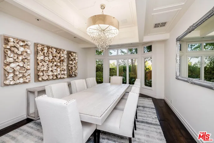 19012 Dorlon Drive, Tarzana, California 91356