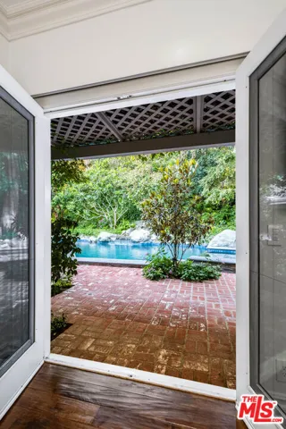 19012 Dorlon Drive, Tarzana, California 91356