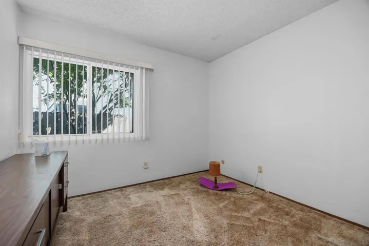 848 Harding St, Escondido, California 92027