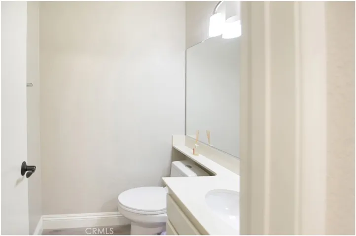 902 Creekside, Fullerton, California 92833