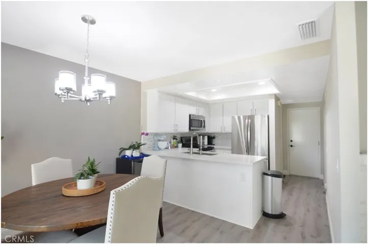 902 Creekside, Fullerton, California 92833